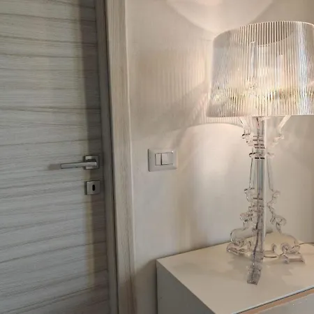 Attico Nel Cuore Di 3* Μόντενα