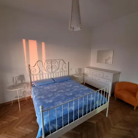 Attico Nel Cuore Di Bed and breakfast Módena